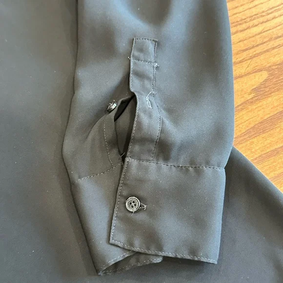 Express Portofino Black Button-Up Blouse - Picture 5 of 6